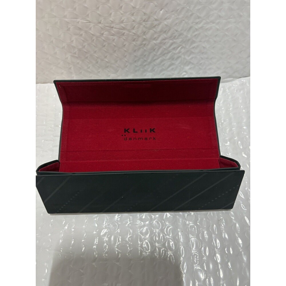 Kliik Demark Eyeglass Trifold Foldable Magnetic Close Case Black/Red W/ Cloth